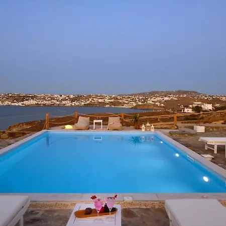 Lydia * Mykonos Town