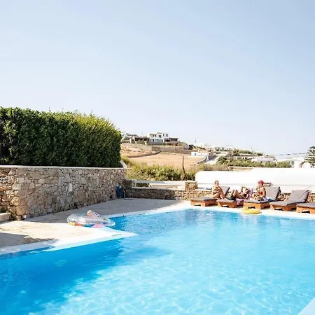 Villa Magenta